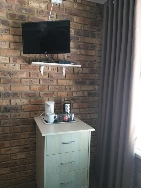 5 Bedroom Property for Sale in Vaalpark Free State